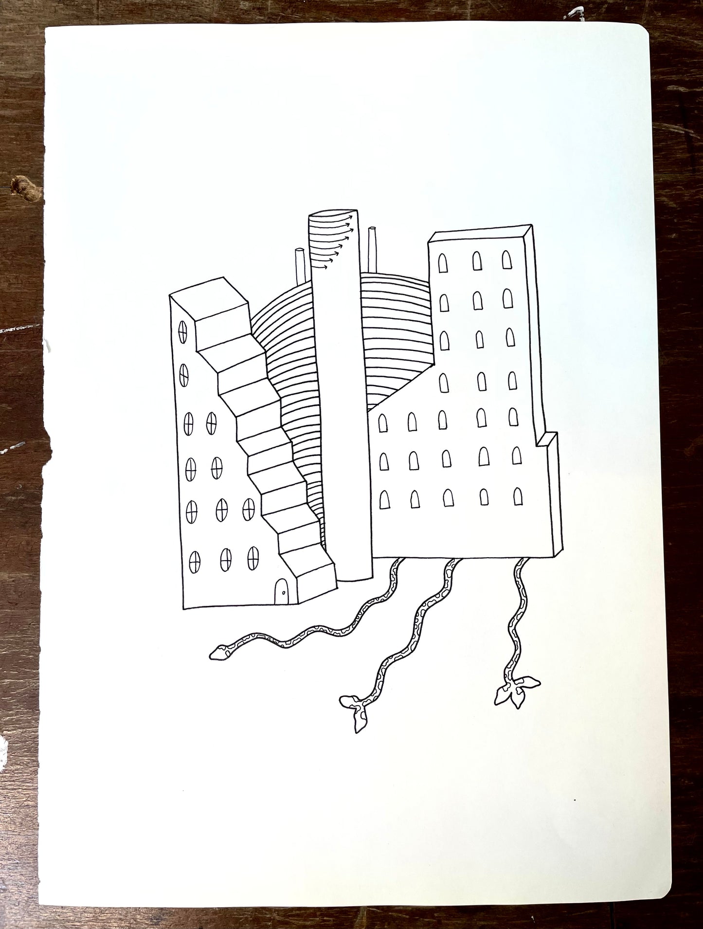 ELENA BOSQUET- Original edificio pétalo reptador