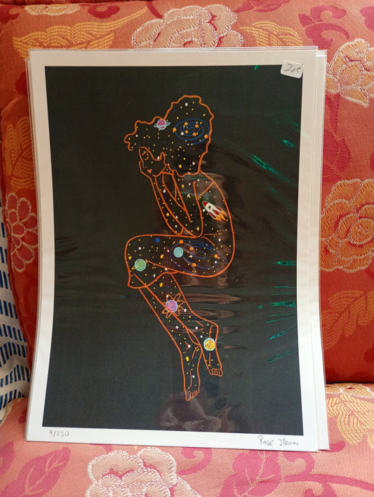 ROSÈ ILLANES - Print Chica cósmica durmiendo